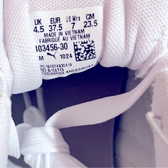 🆕- Puma White Court Sneaker. Size: 7. New in box. - Picture 10 of 10